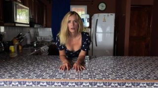 Fucking Your Mom In The Kitchen – Mona Wales